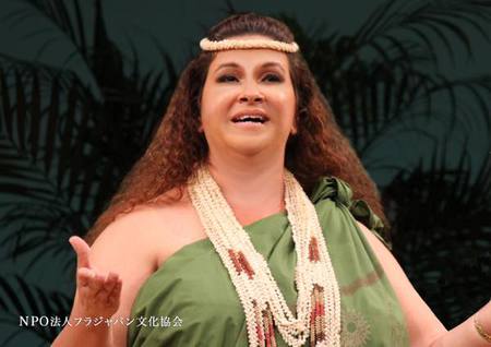 th_Kumu Leina'alaカヒコ(入).jpg